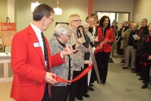 Family Caregivers Center ribbon-cutting